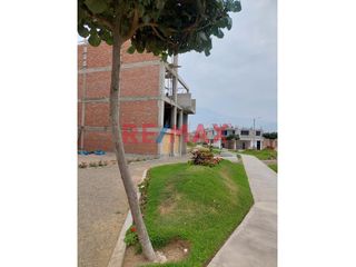 Foto 7 de VENTA DE LOTE 90 M2 URB. ALTOS DEL VALLE 15 O E 4