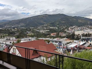 DEPARTAMENTO DE RENTA CUMBAYA CERCA AL PARQUE