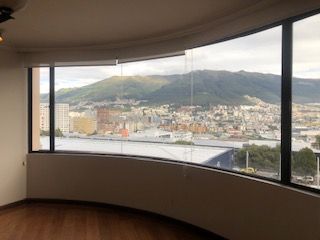 RENTA DEPARTAMENTO, ASCENSOR, CON HERMOSA VISTA, EL BATAN, CENTRO NORTE DE QUITO