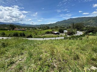 Terreno en venta en la Vía a Vilcabamba