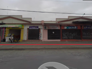Se vende plaza de locales comerciales en Rosales 1