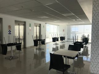 ALQUILER DE OFICINA EN CENTRO EMPRESARIAL CHACARILLA