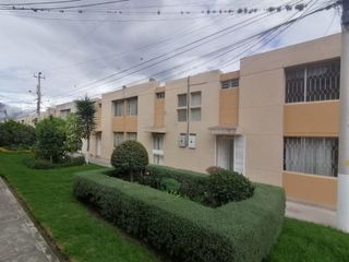 Foto 1 de RENTA EXCELENTE CASA EN URBANIZACION PRIVADA