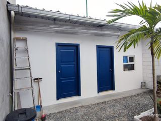 Foto 8 de Villas Amobladas en la Paya de Tonsupa cerca al mar, en Venta, cuenta con Piscina.