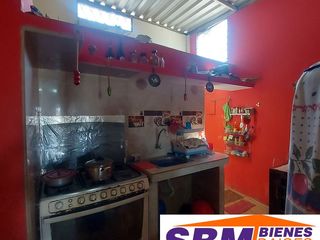 Foto 9 de En Venta Casa de 3 Departamentos en Machala Lotización La Primavera 3