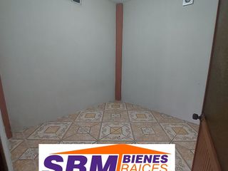 Foto 3 de En Venta Casa de 3 Departamentos en Machala Lotización La Primavera 3