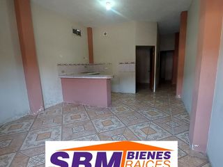 Foto 2 de En Venta Casa de 3 Departamentos en Machala Lotización La Primavera 3