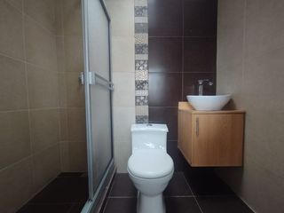 CASA DE VENTA EN CUENCA, ORDOÑEZ LASSO, EN CONDOMINIO