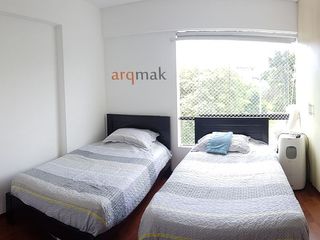 Departamento 2 dormitorios con vista al parque.