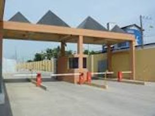 Foto 4 de Bodega alquilo en Plaza Saibaba Durán