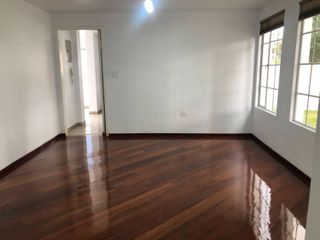 Casa en Renta, 5 Dorm. en Conjunto Residencial, La Armenia 2