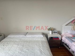 Foto 11 de Vendo Hermoso Departamento En Urb. Primavera 93.76 M2