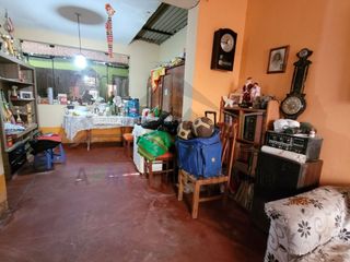 Foto 4 de VENTA DE CASA AMPLIA UBICADA A METROS DE PROLONGACIÓN PACASMAYO