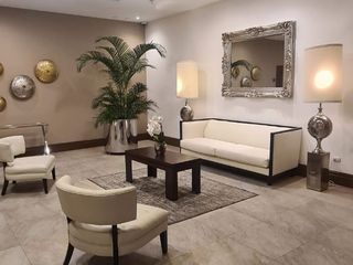 Foto 1 de En venta departamento full amoblado en Bellini IV Puerto Santa Ana Guayaquil