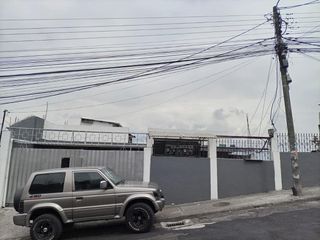 Casa Rentera con Terreno Al Sur de Quito Calle Saraguro Sector La Argelia