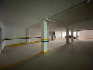 Foto 15 de PONCEANO ALTO; DEP DE ESTRENO: 3 DORM, 2 GAR,  134/103 M2, /REF405