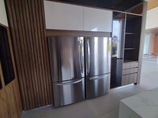 Foto 15 de New, Modern One Level Home With Lake and Many Extras - Top Community Llanogrande