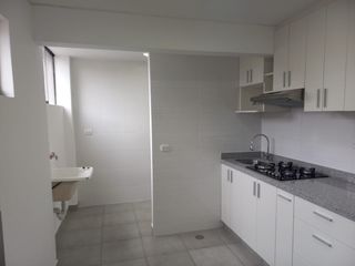Foto 6 de ALQUILO OFICINA REMODELADA EN LINCE