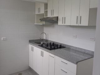 Foto 5 de ALQUILO OFICINA REMODELADA EN LINCE