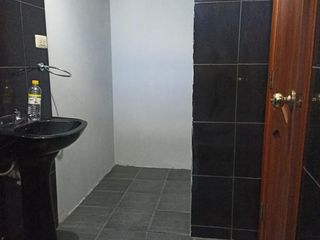 Foto 15 de Vendo casa con garaje ubicada al sur de Guayaquil