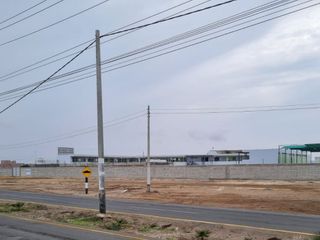 Foto 3 de REMATE DE TERRENO A FILO DE PISTA CARRETERA PIMENTEL COSTADO DEL COLEGIO INNOVA SCHOL