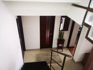 Foto 10 de Venta Hermosa y amplia casa, con parque y rio!