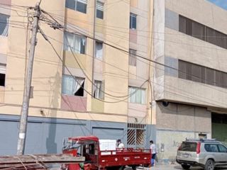 Foto 1 de VENDO DEPARTAMENTO RECIDENCIAL ACOMAYO 5PISO JIRON ACOMAYO 251 CERCADO DE LIMA