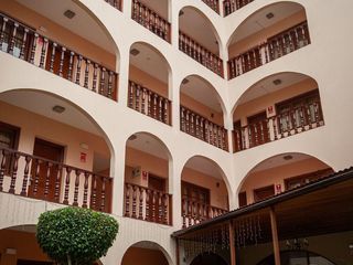 Foto 1 de Excelente Oportunidad En Inversión Turística , Hotel En Venta , Zona Exclusiva De Miraflores