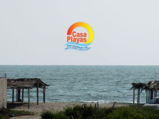Cabaña Casa Playa con piscina y vista al mar, Playas Villamil, alquiler para 22 personas