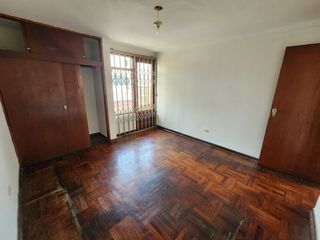 Foto 28 de Vendo Casa Muy Bien Ubicada en Pueblo Libre