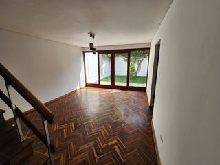 Foto 2 de Vendo Casa Muy Bien Ubicada en Pueblo Libre