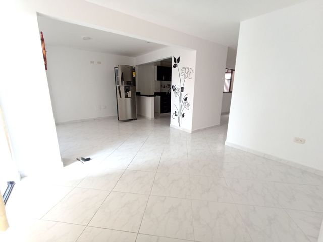 SE ARRIENDA APARTAMENTO 3 ALCOBAS CALLE DE LOS ESTUDIANTES