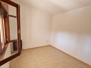 Dos viviendas Centricas en Venta en conjunto