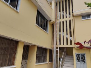 Foto 10 de Vendo Casa rentera de 540M2: 5 departamentos y un local comercial, Conocoto, barrio Hospitalaria, Valle De Los Chillos