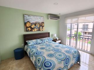 Foto 18 de Venta de Casa en Urb. Casa Laguna, Aurora, Cerca del C.C Riocentro El Dorado