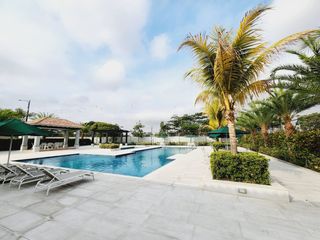 Foto 31 de Venta de Casa en Urb. Casa Laguna, Aurora, Cerca del C.C Riocentro El Dorado