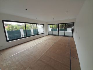 Foto 1 de VENTA DEPARTAMENTO 3 DORMITORIOS SAN ISIDRO