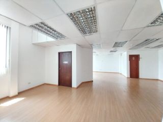 Amplia oficina en alquiler - Torres del Rio Centro de la ciudad de Guayaquil