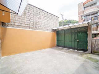 Foto 4 de LA ECUATORIANA CASA DE VENTA 280m 2 DEPARTAMENTOS