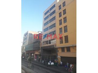 Venta De Edificio De 9 Pisos Mas Sotano, En La Plaza Mayor De Lima
