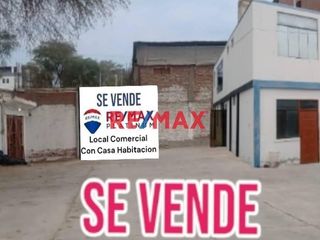 ID: 1032980 Amplio Local Comercial Con Casa Habitacion En Esquina Y En Centro De Piura - AHeredia