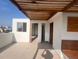 DUPLEX DE 4DORMITORIOS CON AMPLIA TERRAZA Y LINDA VISTA EN BUENA ZONA DE PUEBLO LIBRE