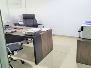 Miraflores PARDO - Alquiler Oficina de 1 Ambiente con 3 Oficinas (Área:53.51m²)