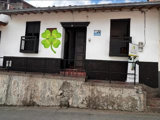 Foto 2 de CASA LOTE EN EL RETIRO CERCA AL PARQUE PRINCIPAL