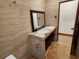 Foto 7 de Vendo preciosa casa con piscina y amplio jardín en Rinconada baja - La Molina