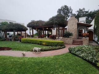 Foto 14 de Vendo preciosa casa con piscina y amplio jardín en Rinconada baja - La Molina