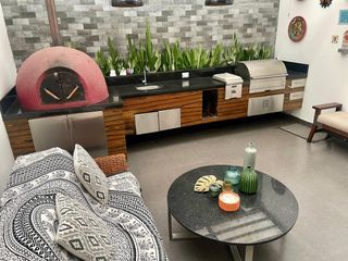 Foto 2 de Venta de exclusivo e impecable  dpto. en Reynaldo de Vivanco de 215m2