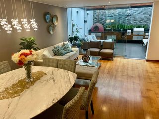 Foto 4 de Venta de exclusivo e impecable  dpto. en Reynaldo de Vivanco de 215m2