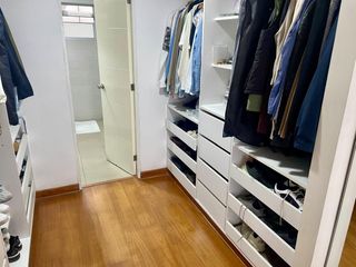 Foto 13 de Venta de exclusivo e impecable  dpto. en Reynaldo de Vivanco de 215m2