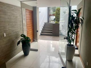 Foto 21 de Venta de exclusivo e impecable  dpto. en Reynaldo de Vivanco de 215m2